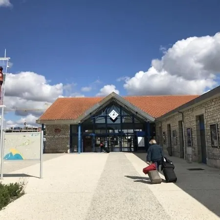 Centre : Studio Avec Parking Royan